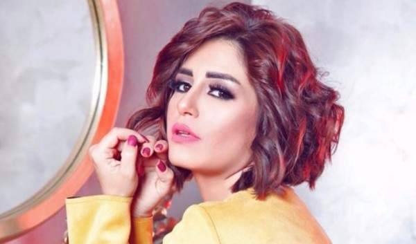 منة فضالي تروي تفاصيل علاقتها بوالدها الذي تركها 20 عاماً