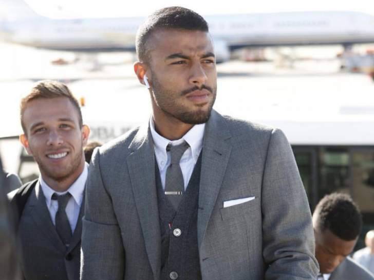 رافينيا يوجه رسالة الى الجماهير