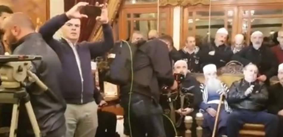 فيديو من منزل وهاب: "بس يصير جنبلاط درزي يبقى يحكي".. وهذه آخر الأخبار عن مرافقه المُصاب