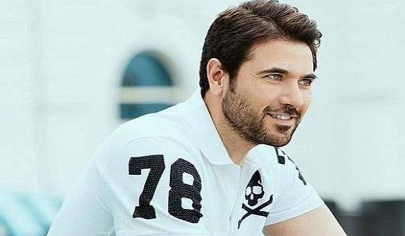 هل تزوج أحمد عز من هذه الفنانة الشابة حقاً؟