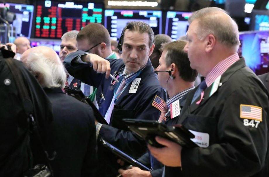 الأسهم الأميركية تغلق مرتفعة مع تفاؤل المستثمرين بشأن محادثات التجارة بين أميركا والصين