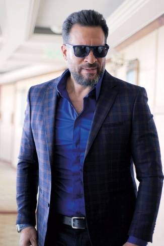 ماجد المصري يحتفل بخطوبة ابنته..شاهد الصور