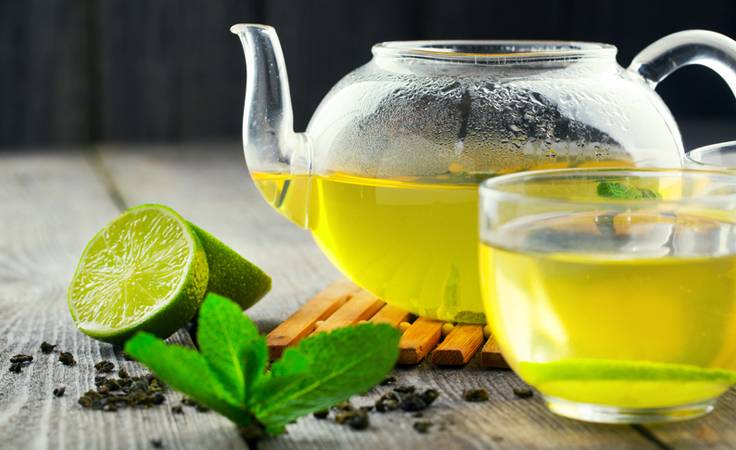 تألّقي رشاقةً في موسم الأعياد: هكذا تحصلين على بطنٍ مسّطح