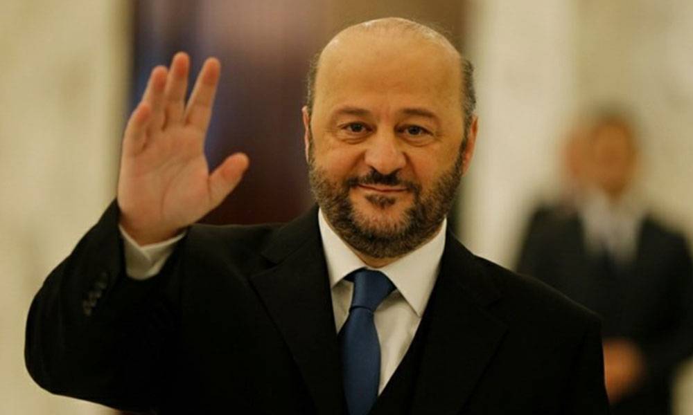 الرياشي من بيت الوسط: نقلت رسالة جعجع للحريري لتأكيد حرصنا على استقرار البلد
