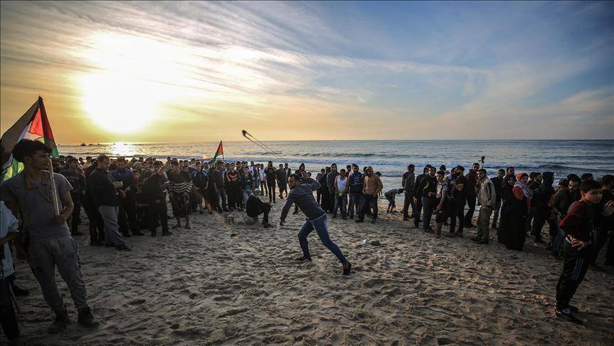 إصابة 4 فلسطينيين برصاص إسرائيلي في انطلاق المسيرة البحرية الـ18