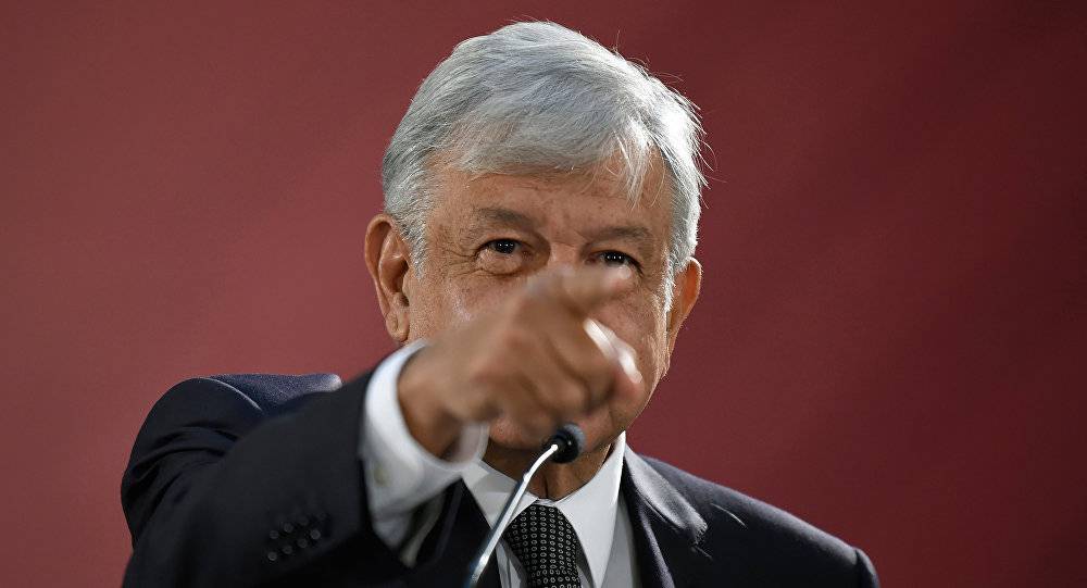 الرئيس المكسيكي يعرض الطائرة الرئاسية للبيع