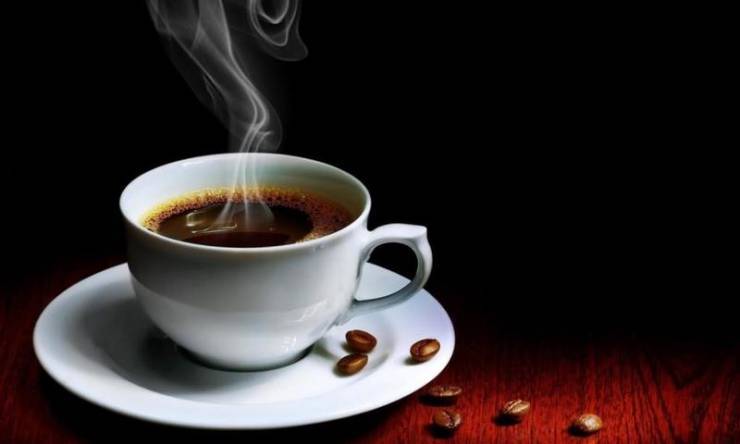 القهوة تطيل العمر ولكن كم هو عدد الأكواب المطلوبة في اليوم ؟