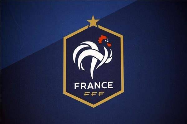 الدوري الفرنسي في خطر