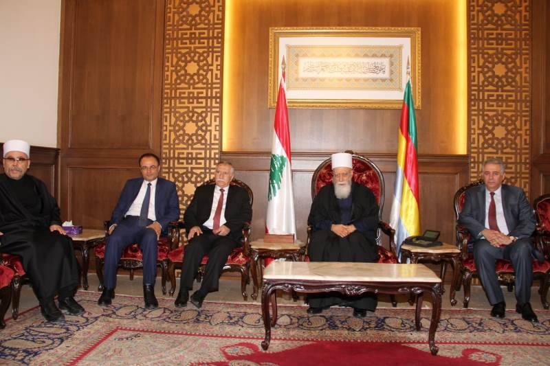 شيخ العقل: القانون والمؤسسات فوق كل اعتبار
