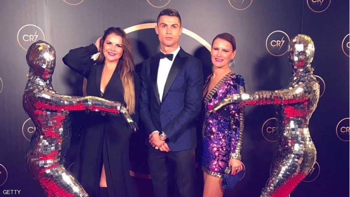 شقيقتا رونالدو تدخلان على خط الكرة الذهبية: المافيا السبب