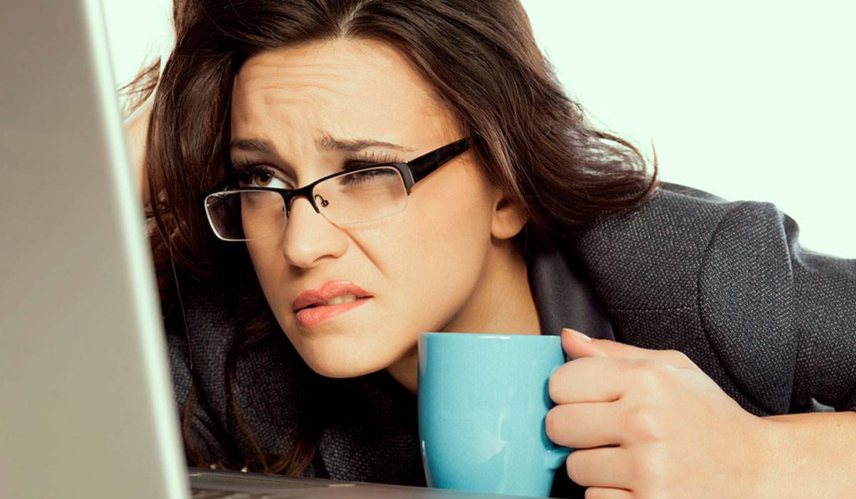 اعراض نقص فيتامين a .. وكيف يرتبط بالعمى الليلي وجفاف العين؟