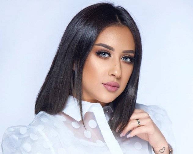 فنانة خليجية تنهار.. ماذا حصل معها؟ (فيديو)