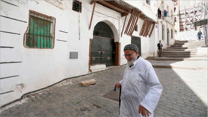 بعد اكتشاف أثري غير مسبوق.. هل تصبح الجزائر مهد البشرية؟