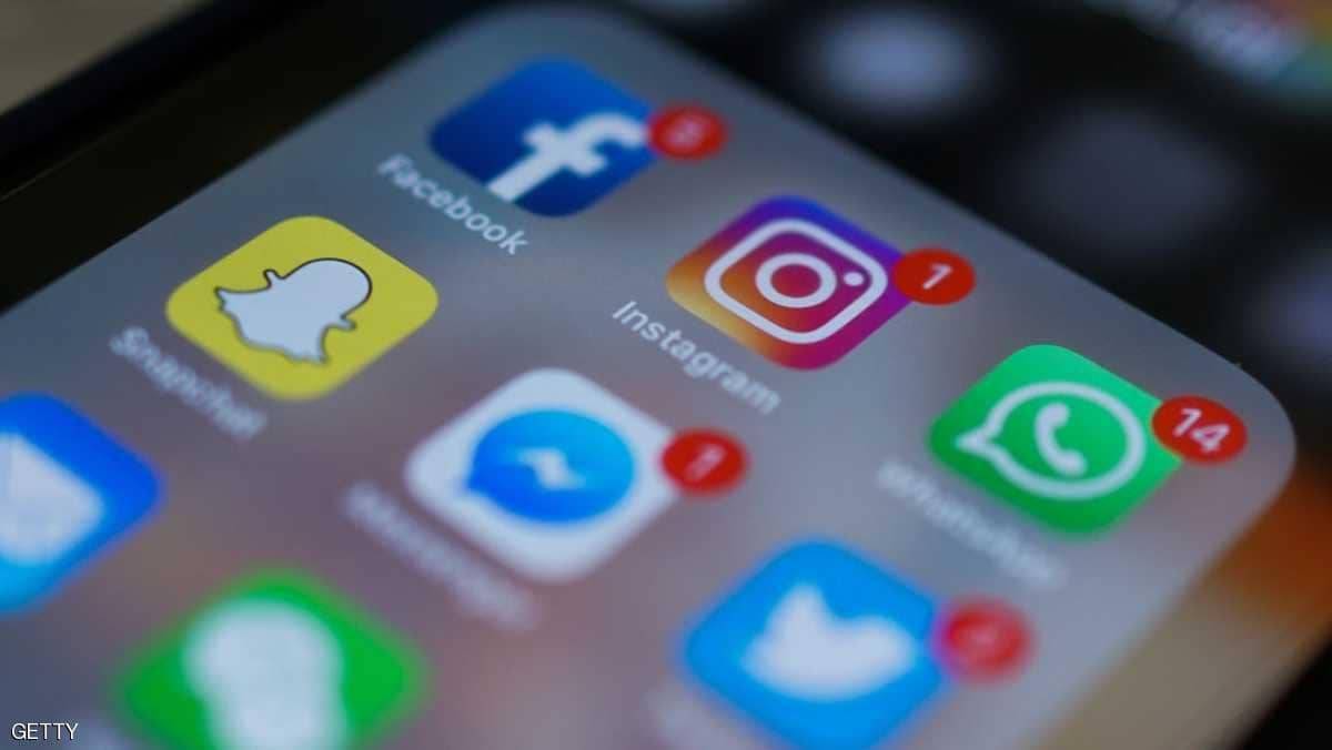أبل تكشف التطبيقات والألعاب 