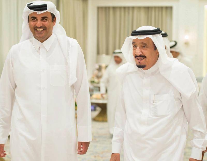هل يعود حبل الود بين السعودية وقطر بدعوة تميم للرياض؟