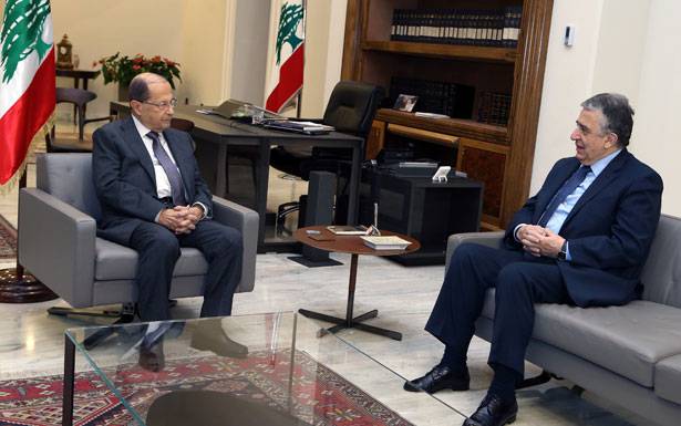 عون بحث مع البستاني الوضع في الحبل