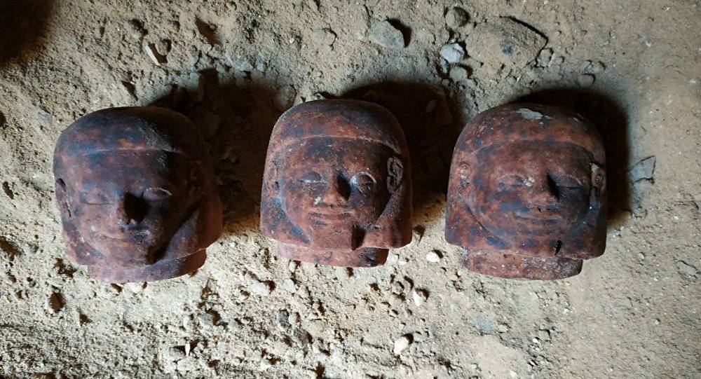 مصر... البعثة الأثرية في منطقة "الخلوة" تكتشف مقبرة تعود للدولة الوسطى