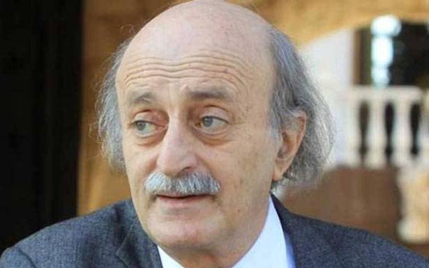 غرد رئيس الحزب التقدمي الاشتراكي الوزير والنائب السابق وليد جنبلاط