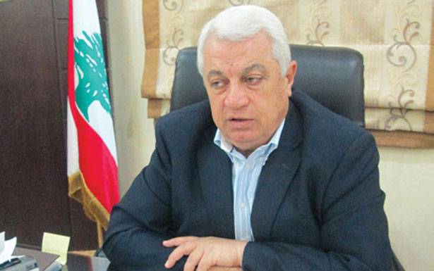 رئىس بلدية طرابلس التقى

وفدين من التجار في الاسواق