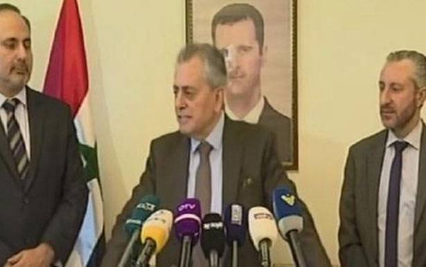 سفير سوريا بـعد لقائه لـجنـة الـوطني الـحرّ لـعـودة الـنـازحـين :

النازح مُطـالب بـالعودة لإعادة إعمار مـنـزله ووطـنـه