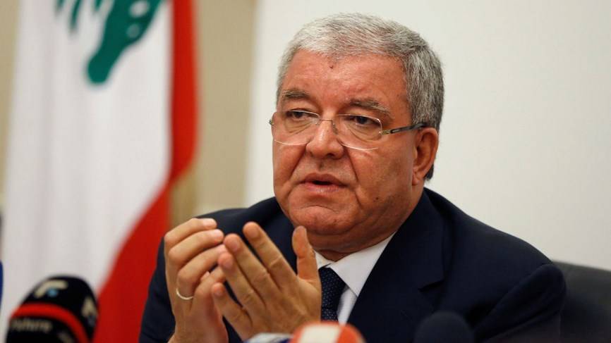 المشنوق: الحريري لن يعتذر أياً كانت الضغوط رئاسية أو حزبية