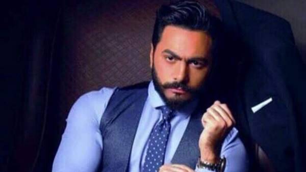 هذا ما يتقاضاه تامر حسني في حفل شرم الشيخ
