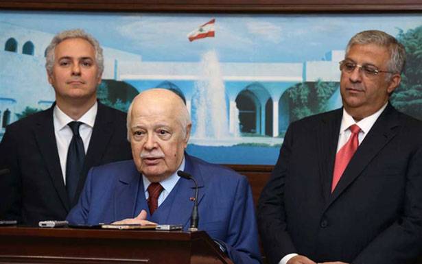 عكار مصدومة من انسحاب عصام فارس من الحياة السياسية