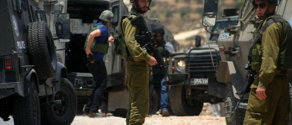 استشهاد فلسطينيين على يد قوات الاحتلال بالضفة الغربية