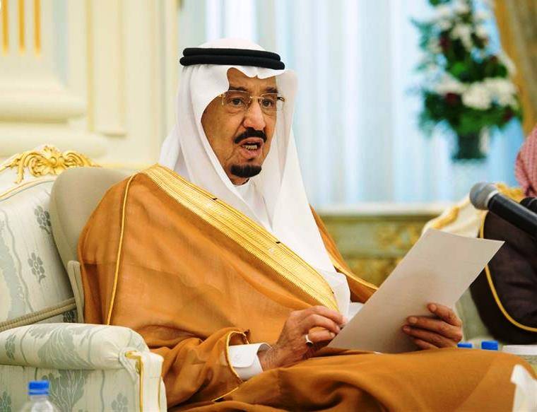 “فايننشال تايمز”: الملك سلمان غاضب جداً.. سيطيح بالدائرة المقربة من ولي العهد وهذا المنصب ينتظر نجله خالد