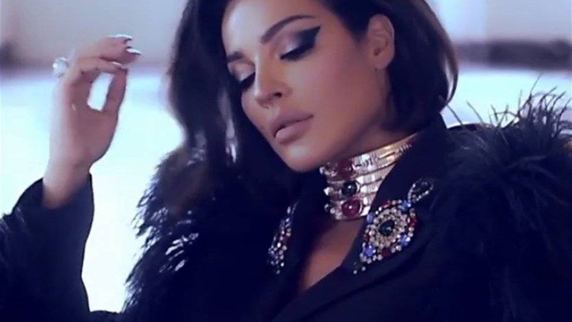 نادين نسيب نجيم "مهسترة".. والسبب؟