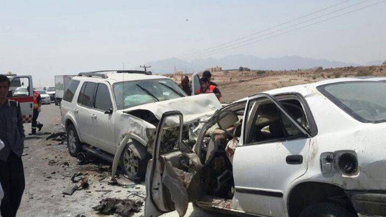 مصرع 4 سعوديين وإصابة 6 آخرين بحادث مروري مروع