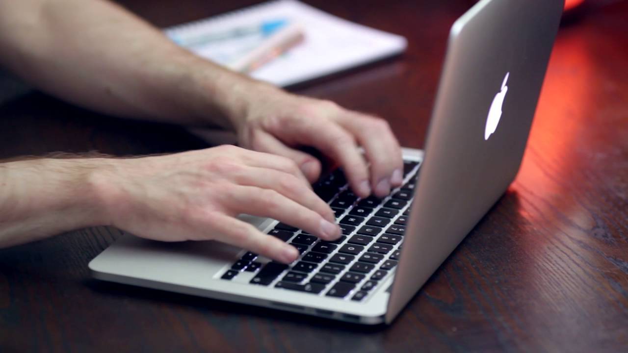 كيف تتعامل مع التوقف المفاجئ لحاسبك المحمول؟