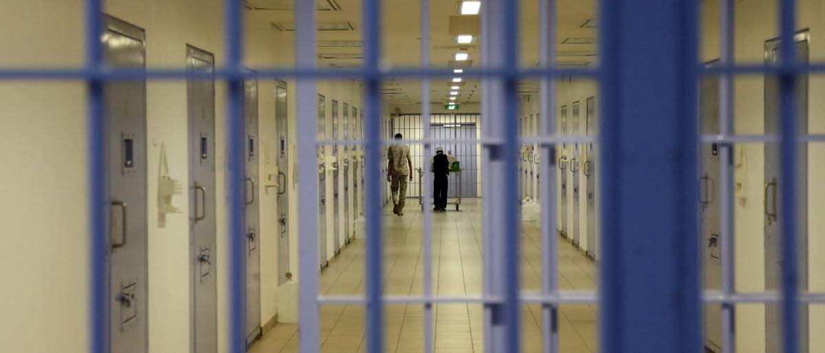 أكاديمي يواصل الإضراب عن الطعام بسجون الإمارات لليوم الـ70
