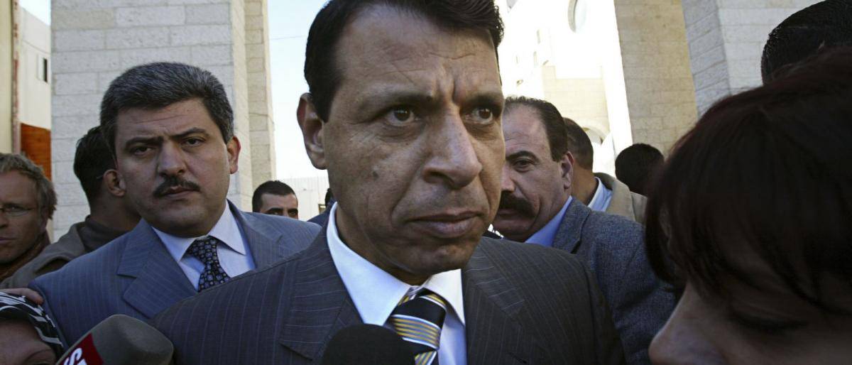 دحلان حصل على رشوة بالملايين لتنفيذ مشروع إماراتي بغزة