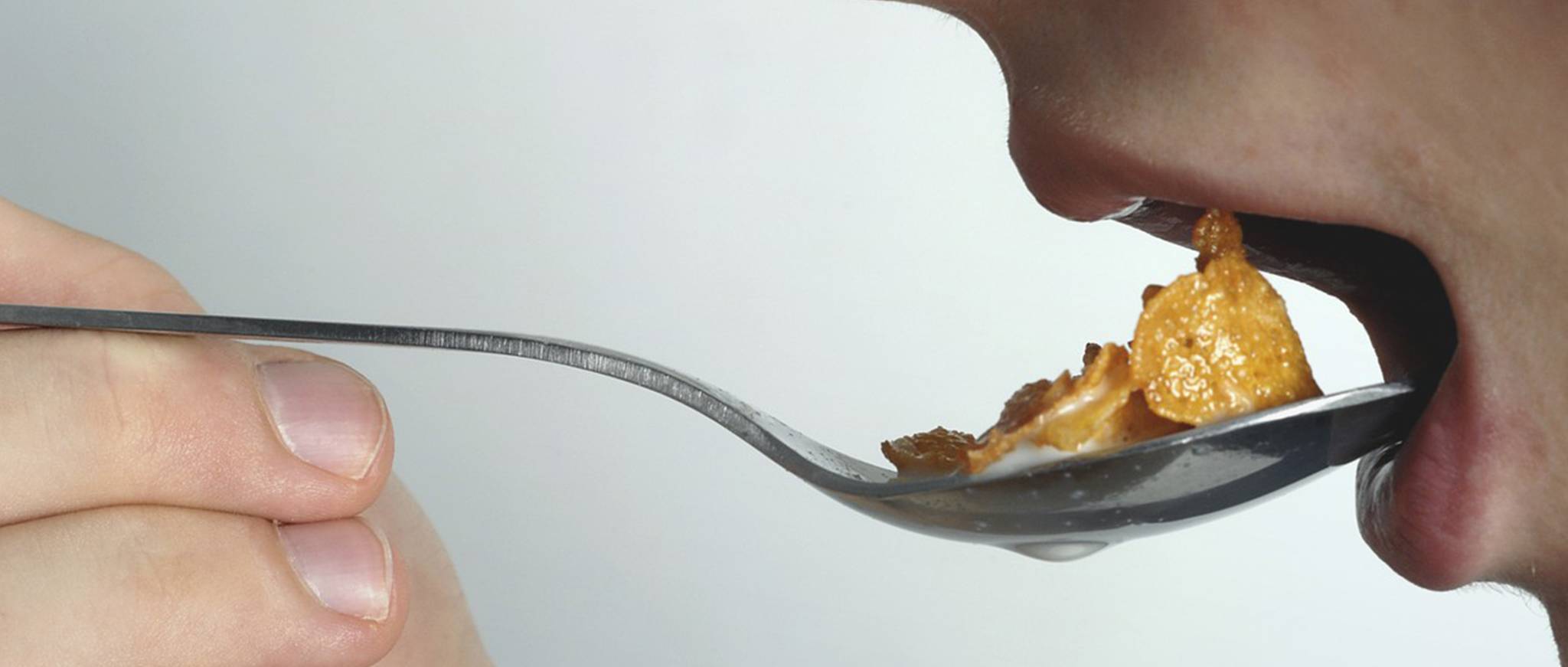طريقة بسيطة تجعلك تأكل كميات اقل من الطعام