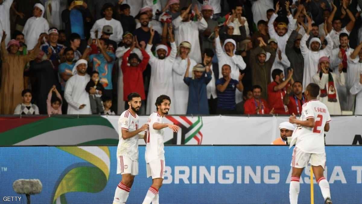 "الأبيض" الإماراتي يروض "النمور الزرقاء" بكأس آسيا