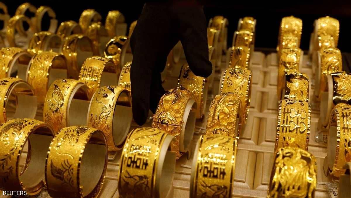 الذهب يرتفع ويسجل رابع أسبوع من المكاسب