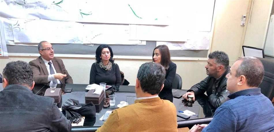 تفعيل التعاون بين وزارة الصناعة والبلديات لتطوير المناطق الصناعية