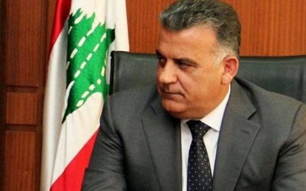 عرض مع الرئيس المكلّف الأوضاع العامة
اللواء إبراهيم بعد اجتماعه بـ «اللقاء التشاوري» : أصبحنا
من الربع الساعة الأخير للتشكيل ـ مراد : الخبر المفرح خلال أيام