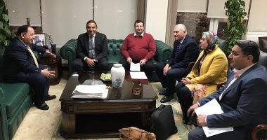 تسوية نزاع بين الجمارك والشركة المستوردة لـ"مرسيدس" حول تقييم أسعار السيارات