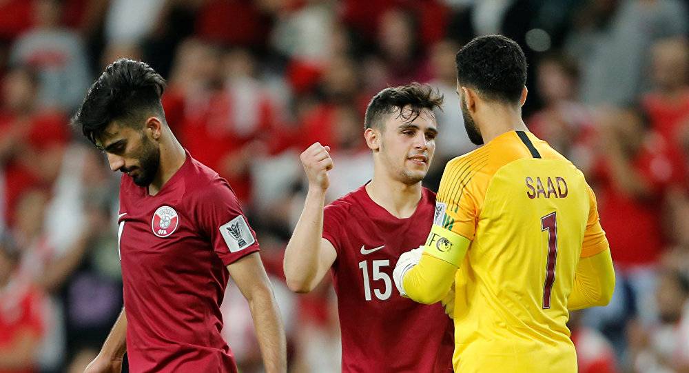 مدرب لبنان يدفع ثمن هجومه على الحكم الصيني