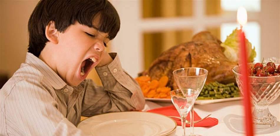 هكذا تتغلّبون على النعاس بعد الغداء!