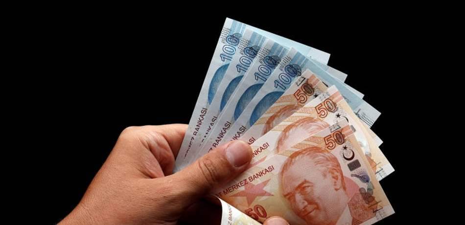 الليرة التركية تتراجع بعد تصريحات ترامب
