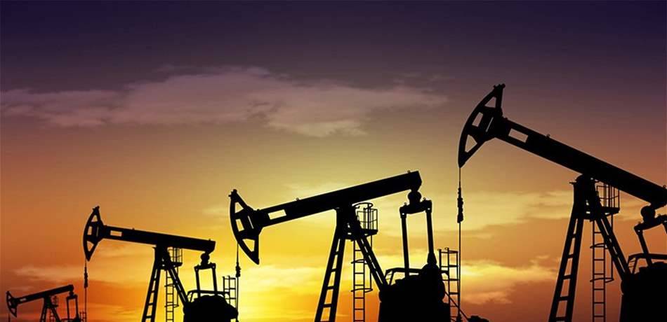 النفط يهبط 1% مع تراجع التجارة الصينية