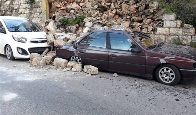إنتبهوا!! طريق الضنية طرابلس مقطوعة بسبب إنهيار جدار