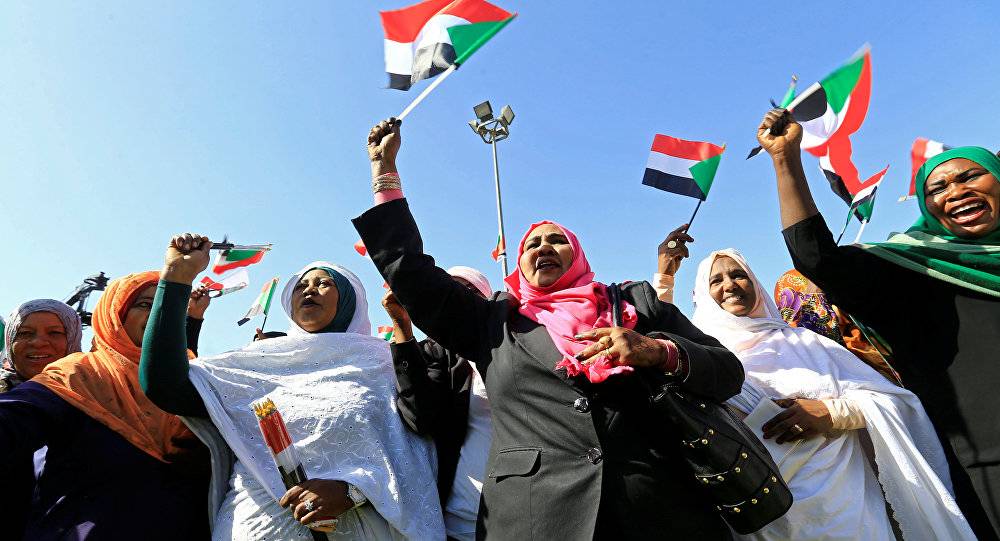 باحث: التغيير قادم وعلى العالم دعم الاستقرار في السودان