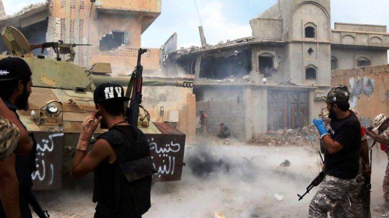 بعد أشهر من الهدنة.. اشتباكات متقطعة جنوب طرابلس