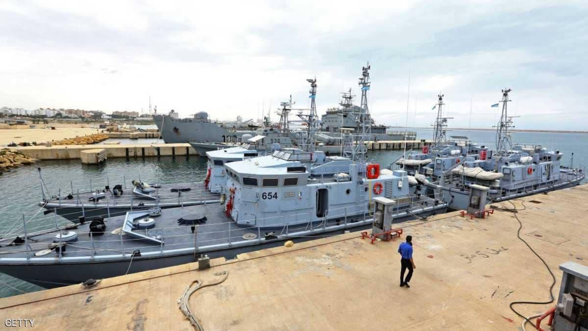 سوء الأحوال الجوية يغلق جميع الموانئ الليبية