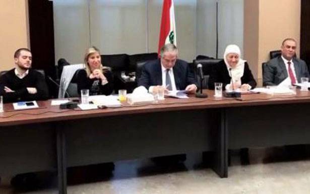 «المستقبل»: دعوة سوريا الى القمّة

تخالف قواعد العمل العربي المشترك