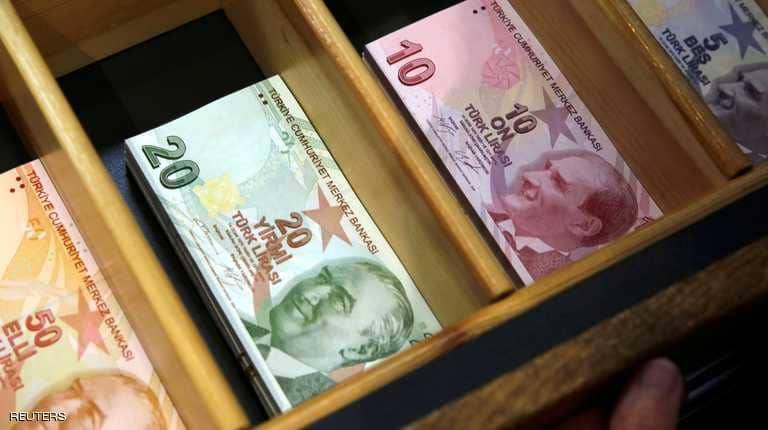 المستثمرون يقلصون حيازتهم للسندات التركية الى مستوى قياسي